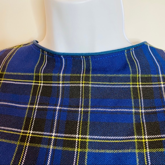 Vintage Beautiful Handmade Blue Tartan Cape Shawl - Picture 9 of 10